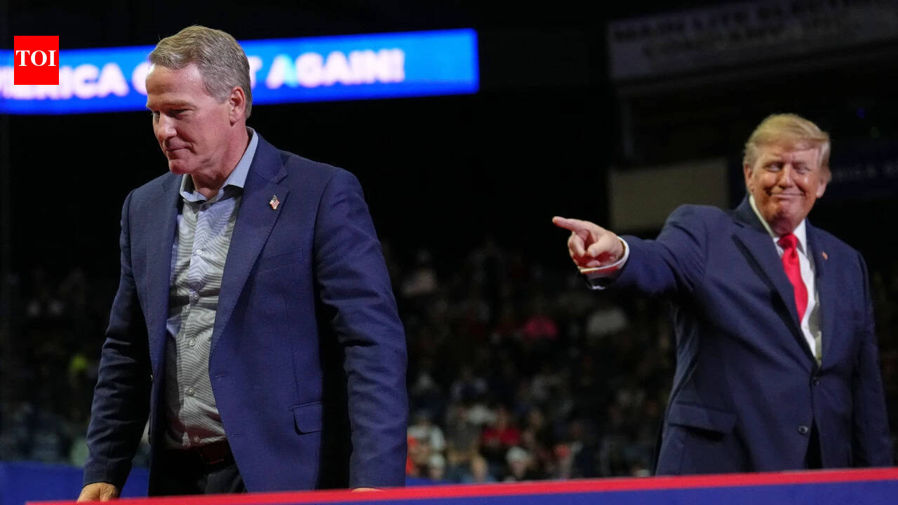'Am studying his body': Trump goes into graphic detail about US senator's body at rally