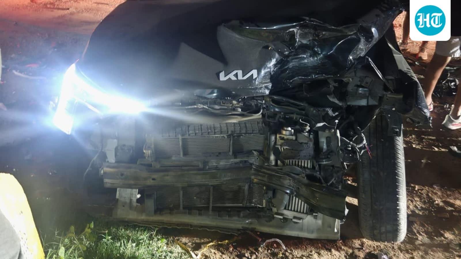 An ordinary drive turned into a nightmare for this Delhi-NCR family. Their dashcam became a crucial witness