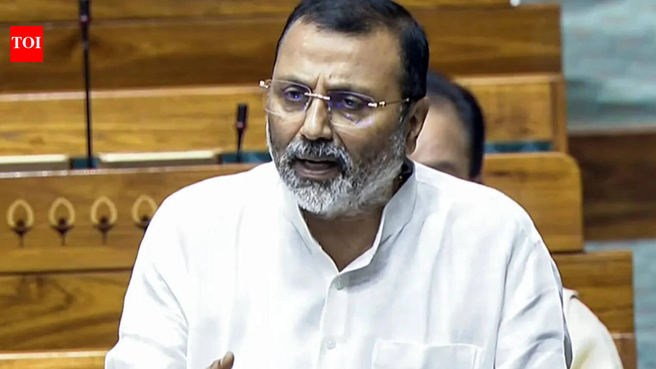 ‘Not change regime, but break country’: BJP says Cong colluding with foreign powers