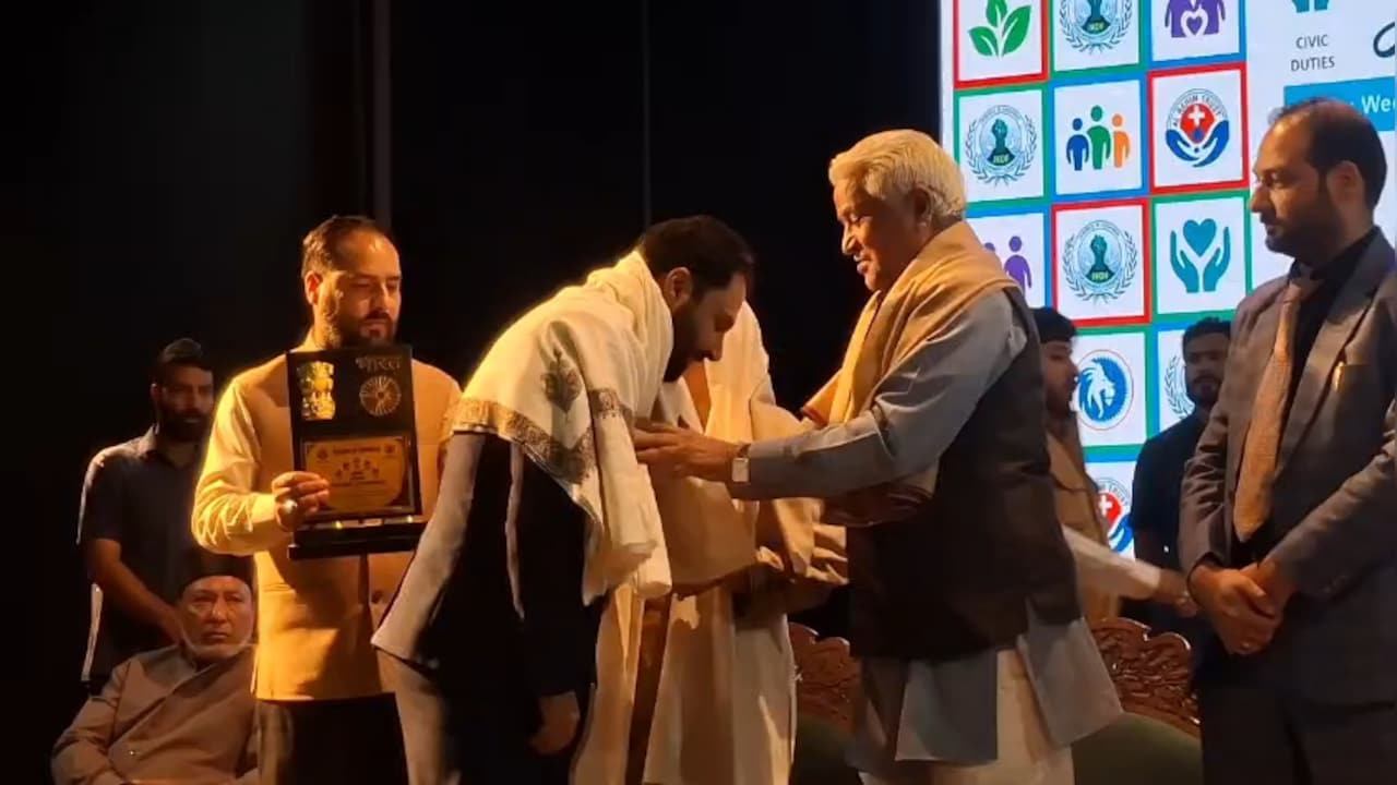 RSS Holds Mega Outreach Event In Srinagar, Hosts Divergent Voices