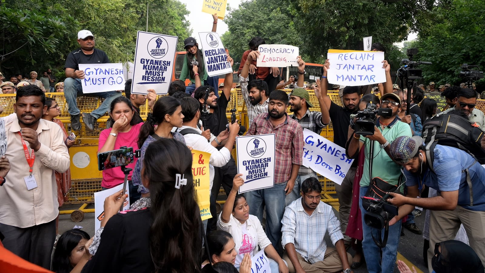 Anti-CEC protests LIVE: ‘Har gali mein Jantar Mantar’ march scheduled today; Abhijeet Dipke, Neha Bora invited