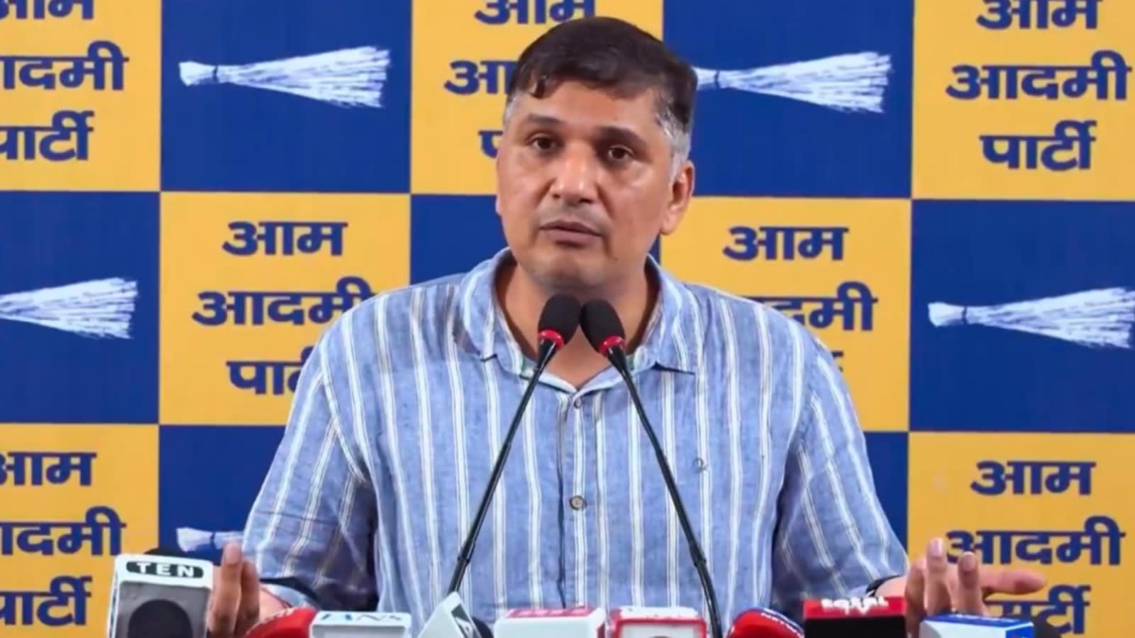 AAP alleges irregularities in Delhi textbook printing, government accuses it of “shoot and scoot politics”
