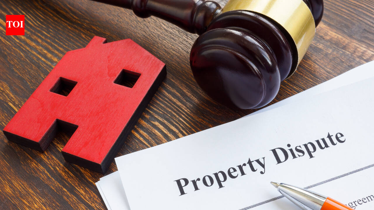 Maine court revives inheritance suit over $225,000 home sold for $105,000
