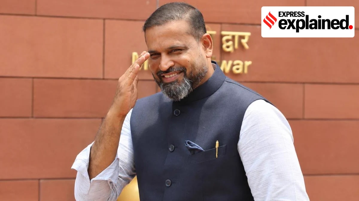 On what basis has the Gujarat government ‘gifted’ a plot to Yusuf Pathan?