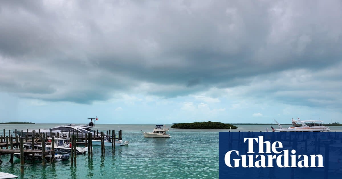 British woman dies trying to save sons on Bahamas snorkelling trip