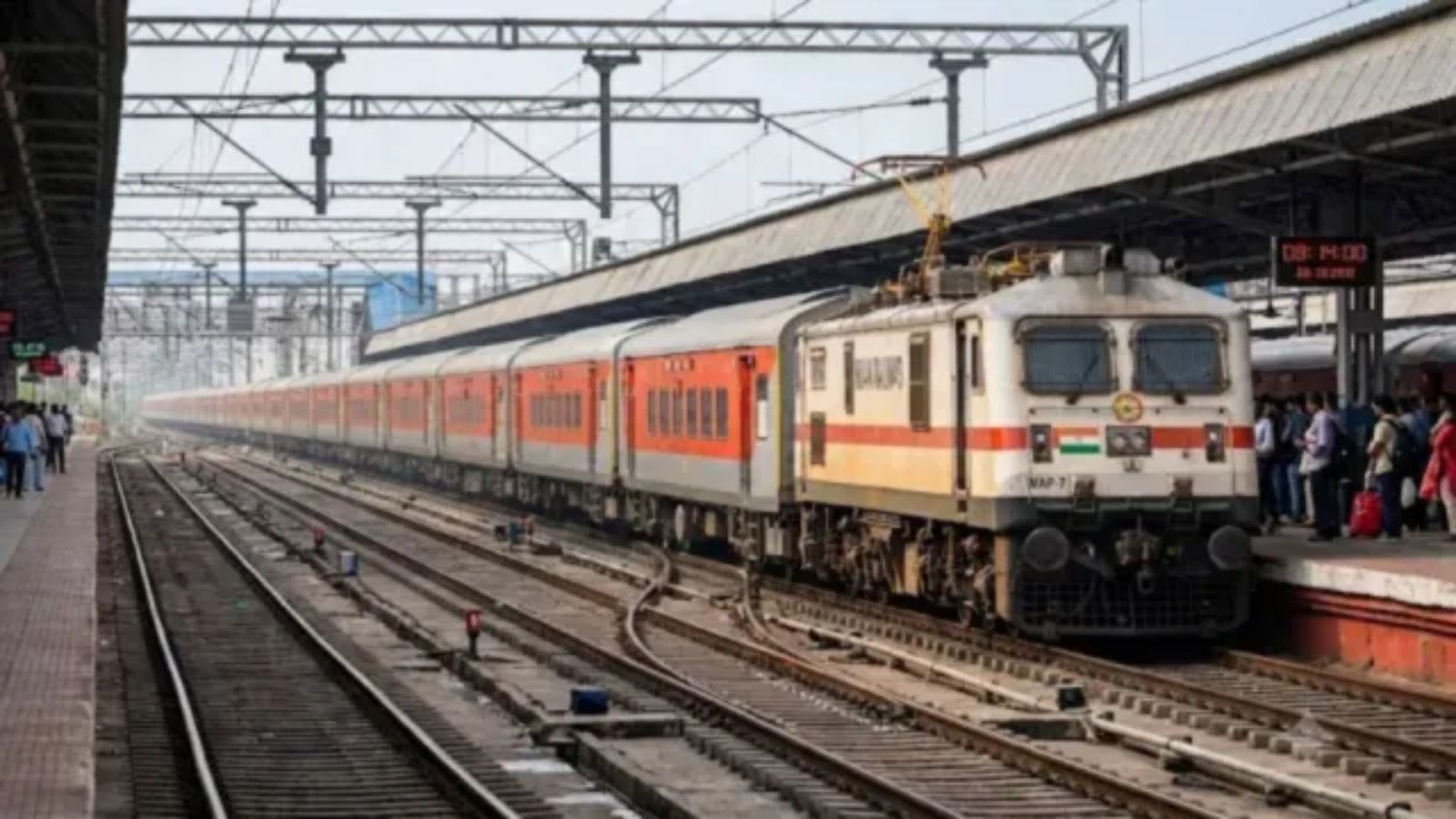 After the Supreme Court order, Railways extends travel insurance scheme for counter tickets