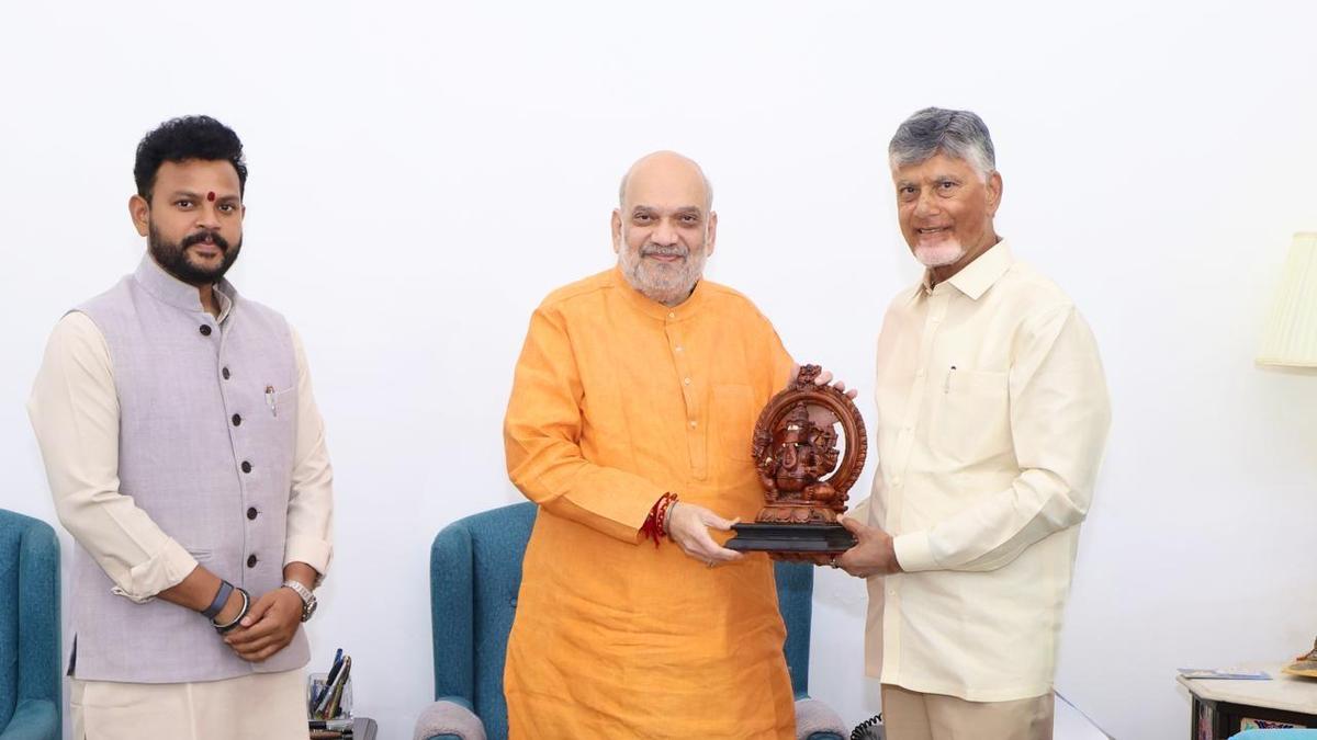 Naidu meets Amit Shah, Ashwini Vaishnaw in New Delhi