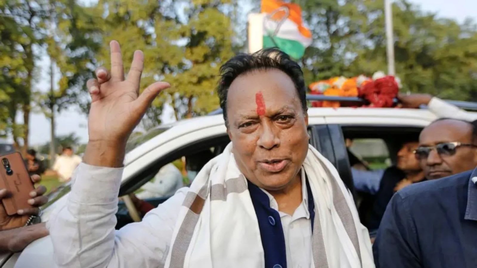 ‘Senior cop’ interfering in Gandhinagar land deal, allege Congress leaders