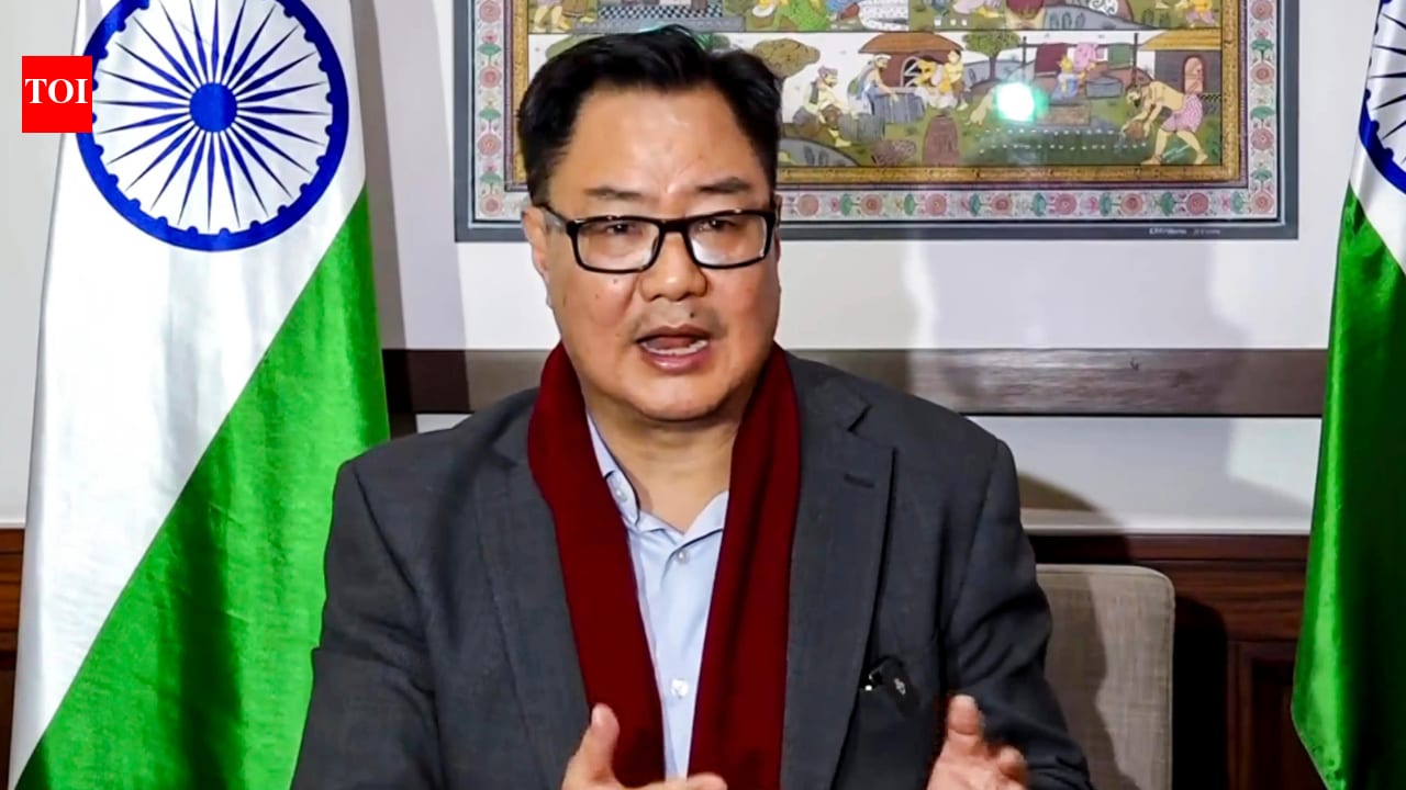 'Apologise to nation': Rijiju slams Cong after Army debunks Chinese intrusion claims