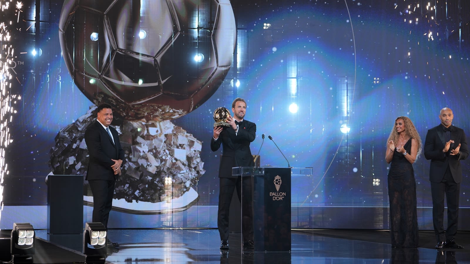 Boos for ad-breaks, premature tributes to ‘winners’: 3-hour long Ballon D’Or ceremony draws flak