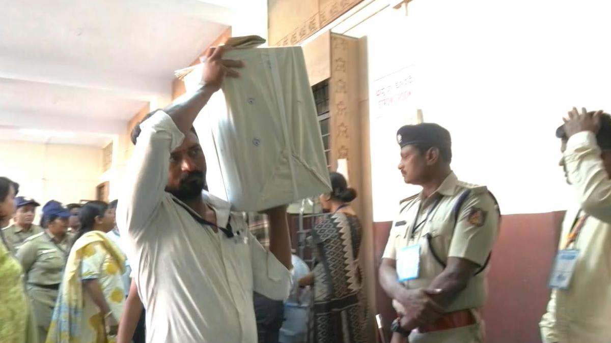 Karnataka Council elections: BJP candidate Sankanur leads after first round of counting for West Graduates’ constituency