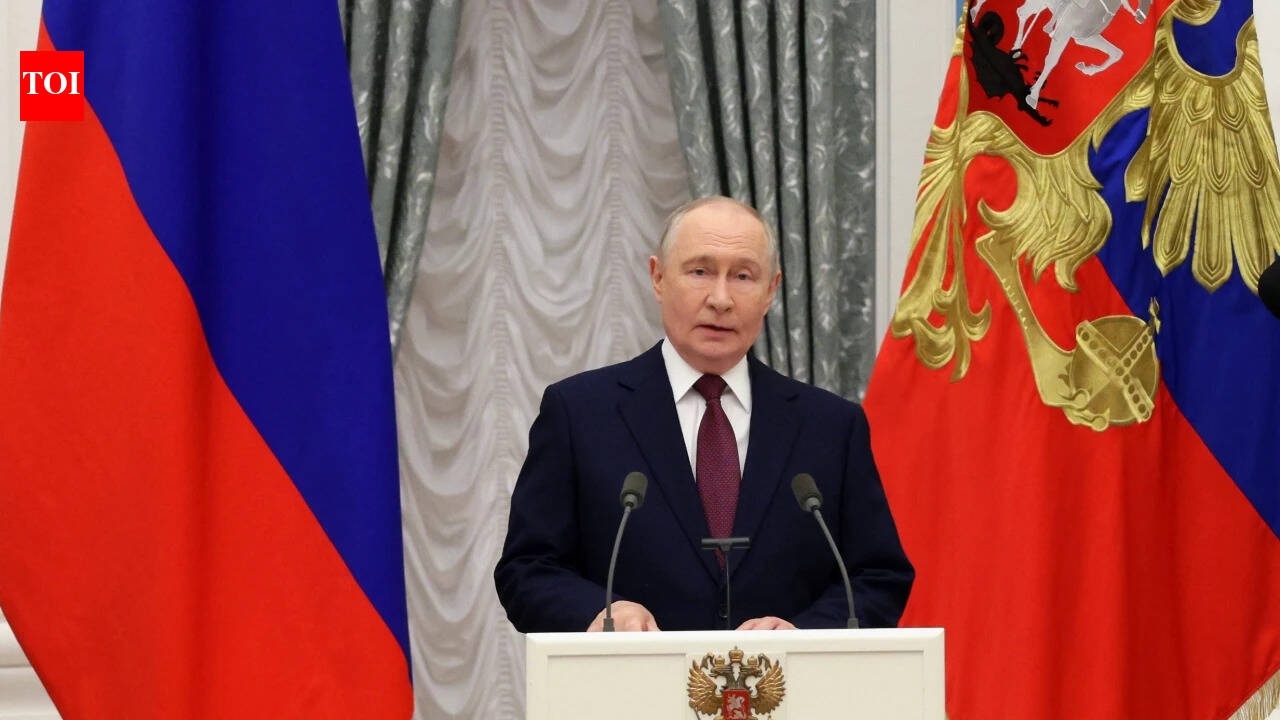 Putin warns against excluding Russia from gas market, hints at Arctic deal with US