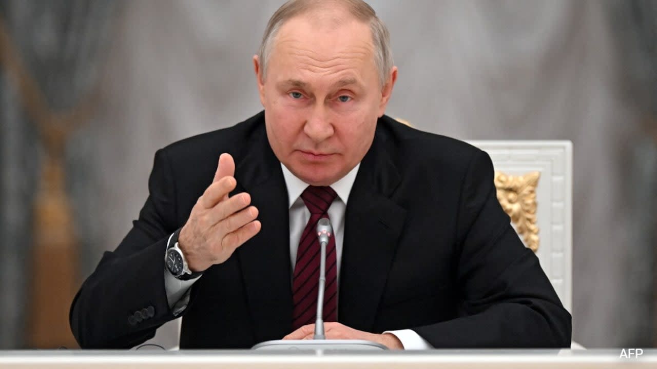 Finland, Norway Leaders Hold "Frank" Call With Putin On Ukraine War
