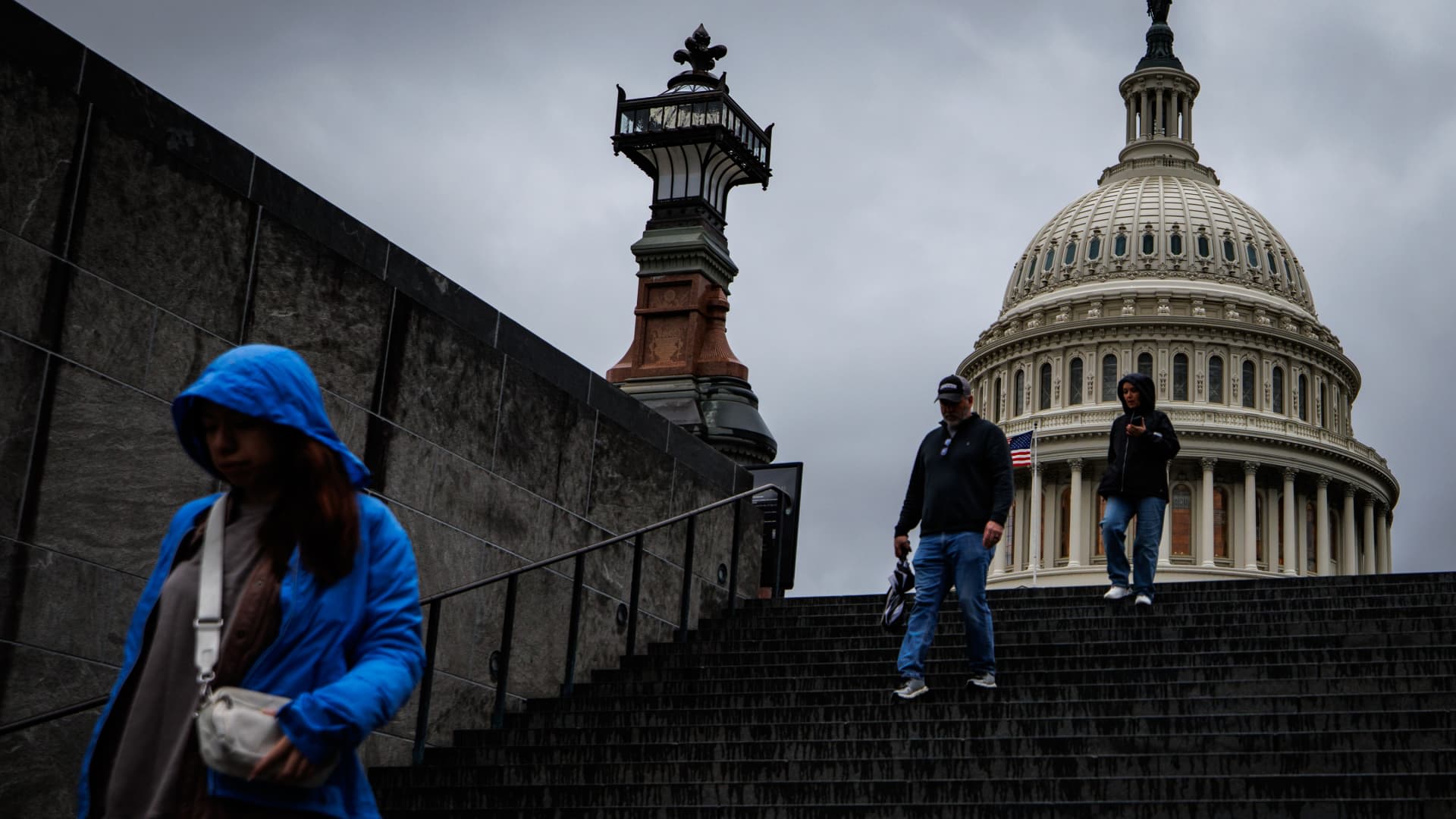 One week out, prediction markets see Democrats as favored to sweep Congress