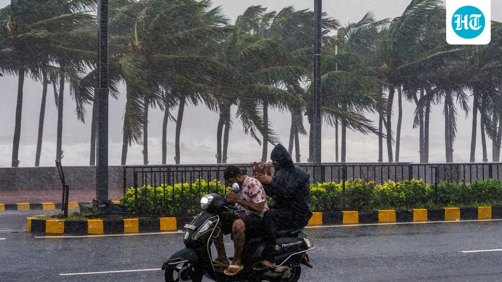 HT Morning Brief October 28: Cyclone Arnab landfall process underway, JIO IPO debuts today and more