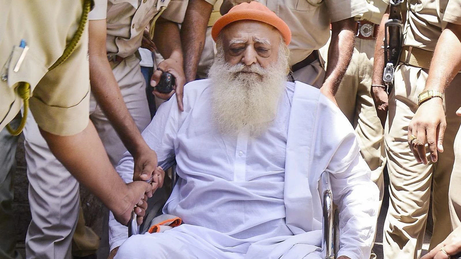 Asaram misses parole deadline, Jodhpur police register FIR