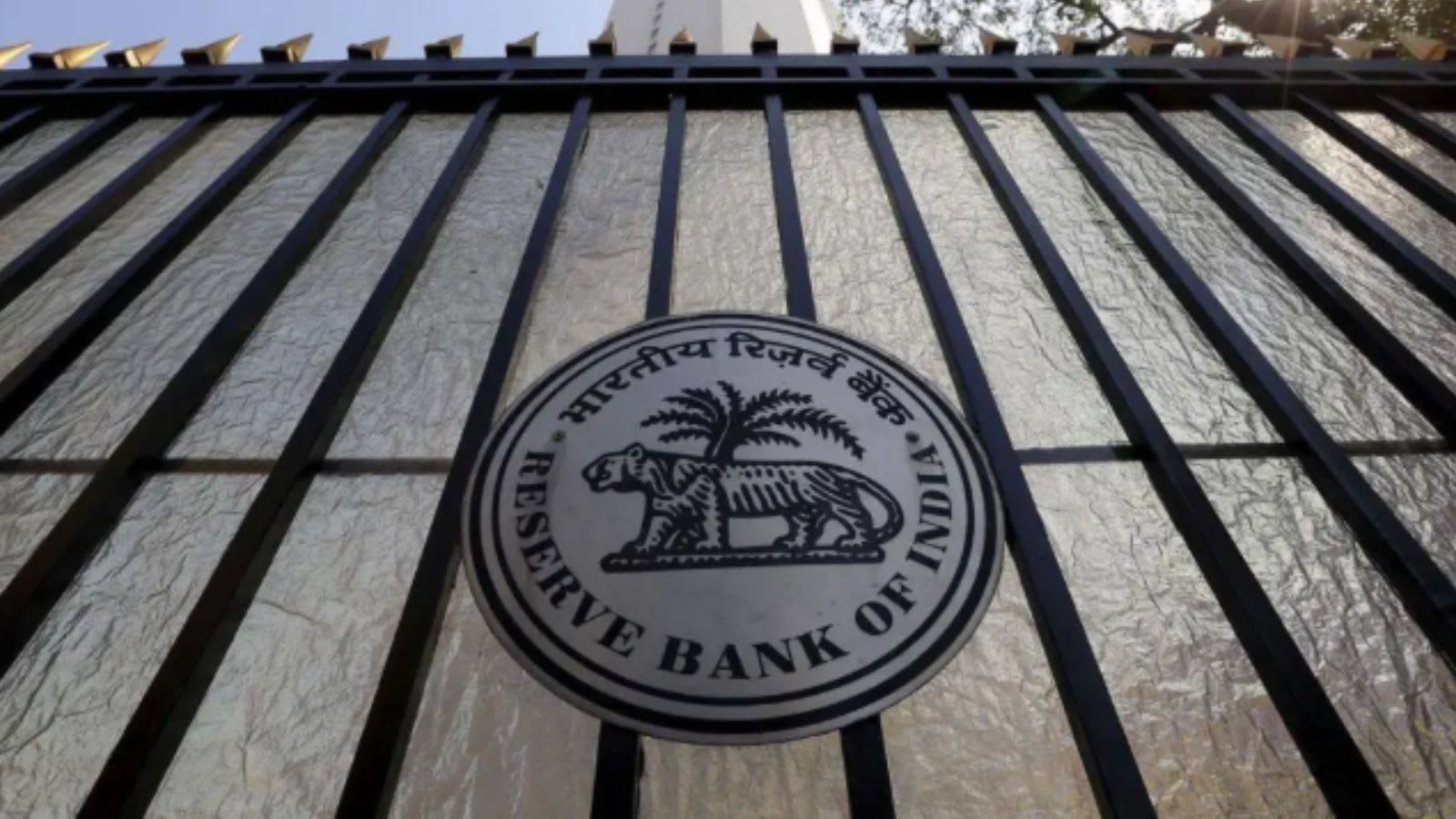 RBI to hire agency to manage social media presence