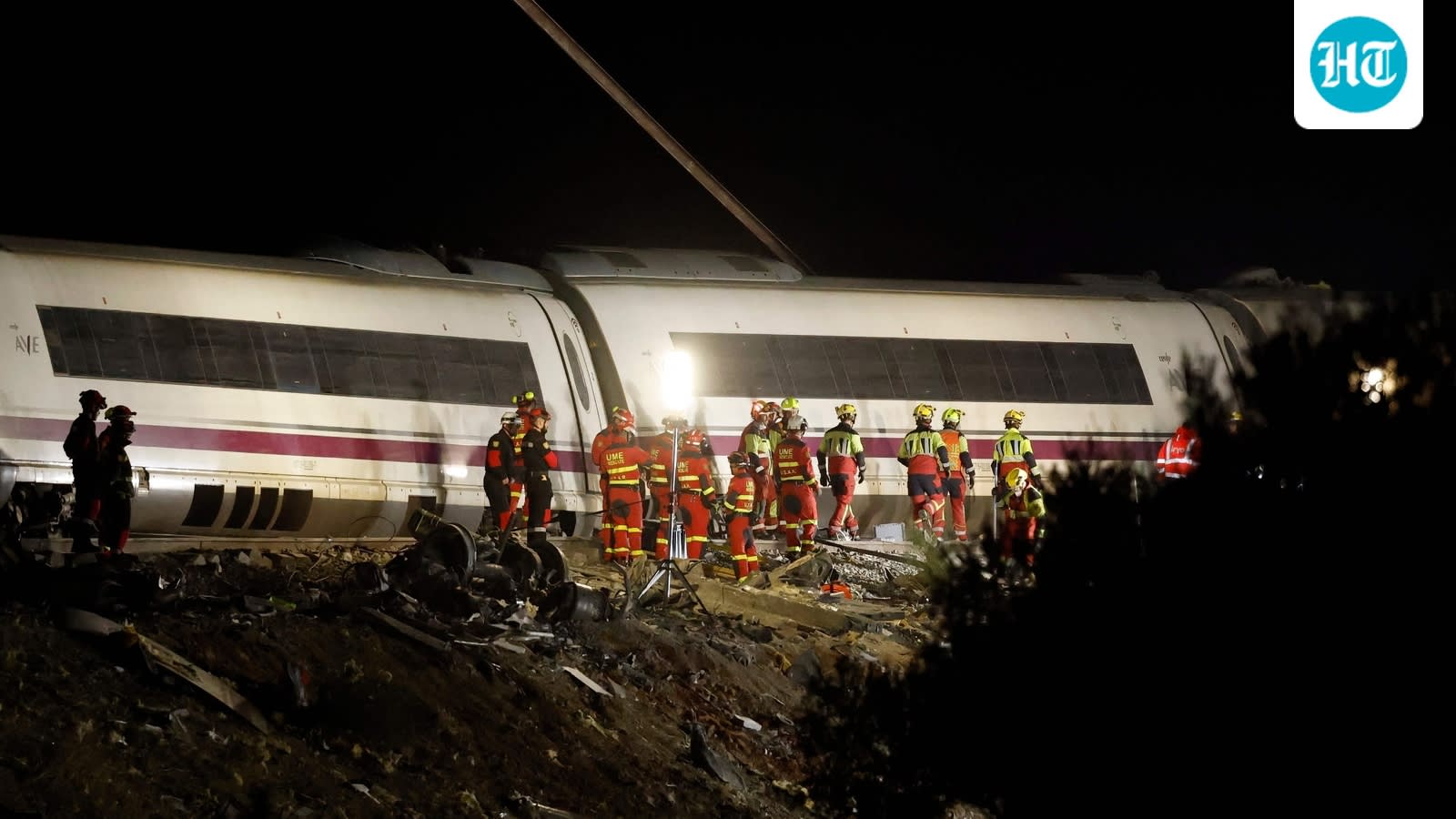 Spain train crash: Rescue operation continues as some call for minister to step down; election campaigns halted
