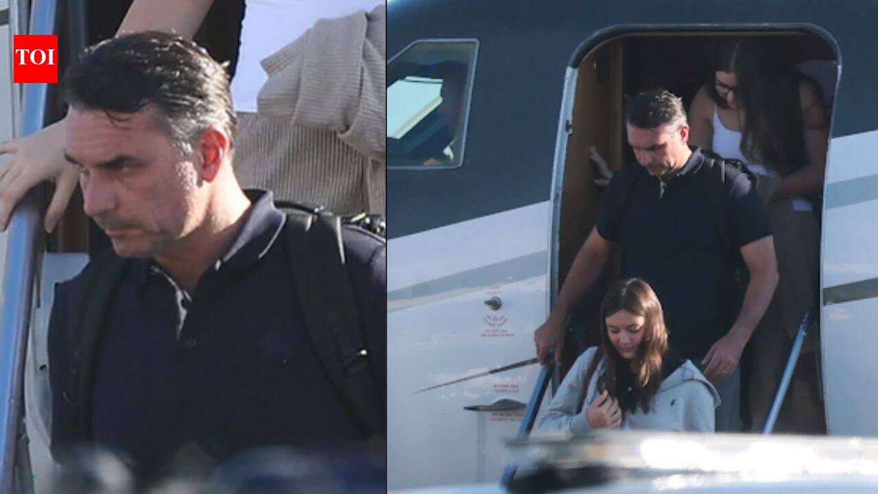 Decoys, secret jet and Trump's help: How Bolsonaro pulled off his escape to US