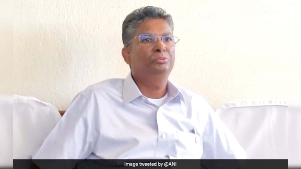 Congress Minister Defends SIR Deletions In Karnataka, BJP Jabs Rahul Gandhi