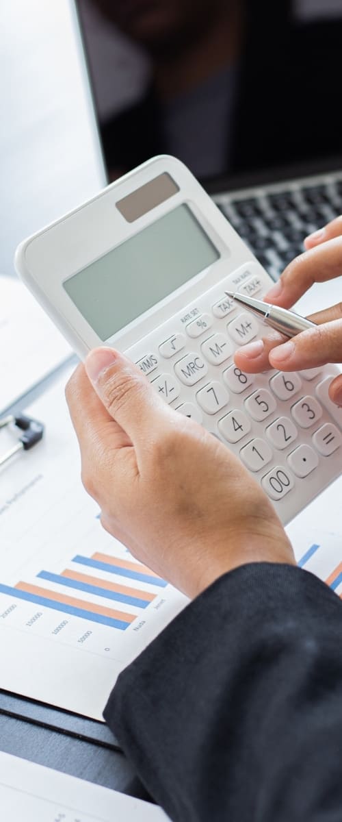 man-with-calculator