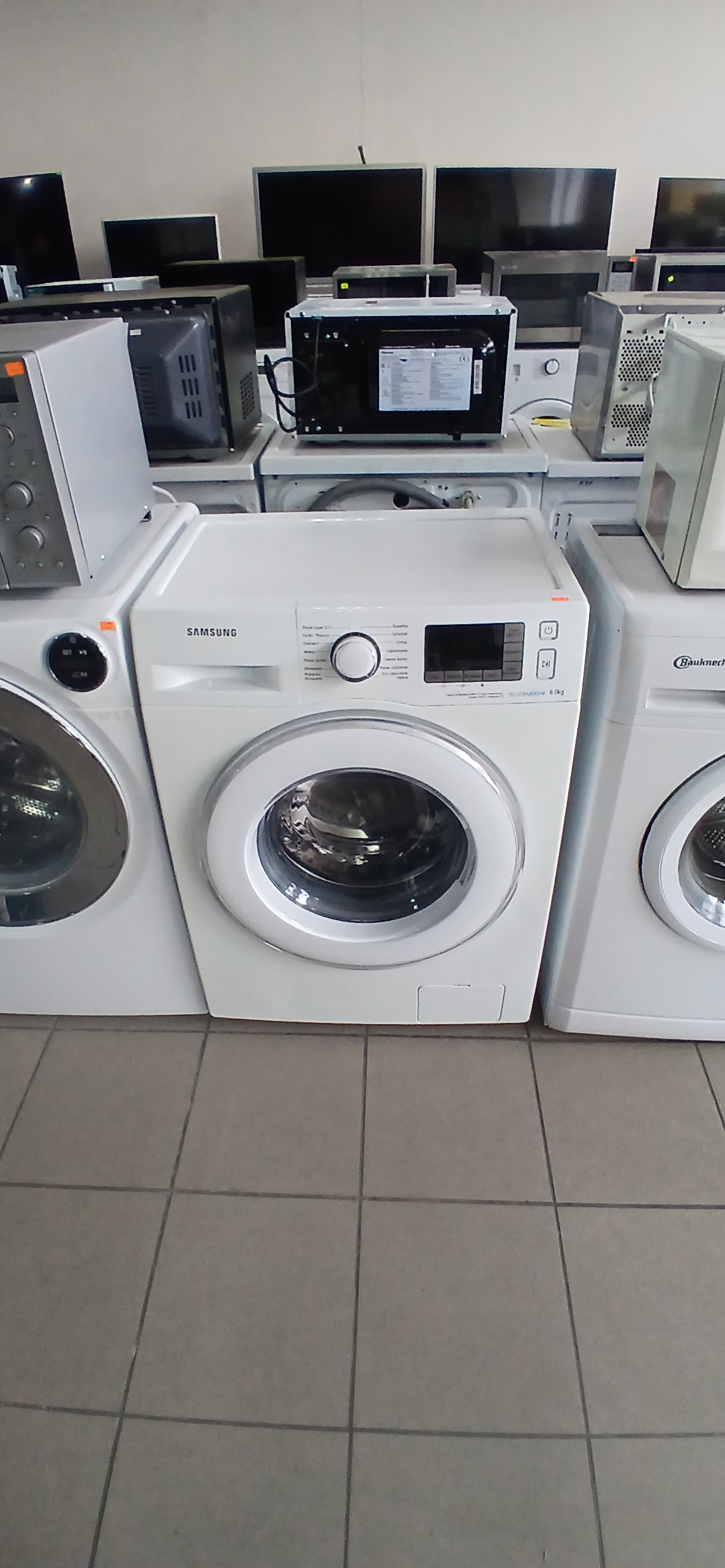 Пральна машинка Samsung WF60F4E5W2W