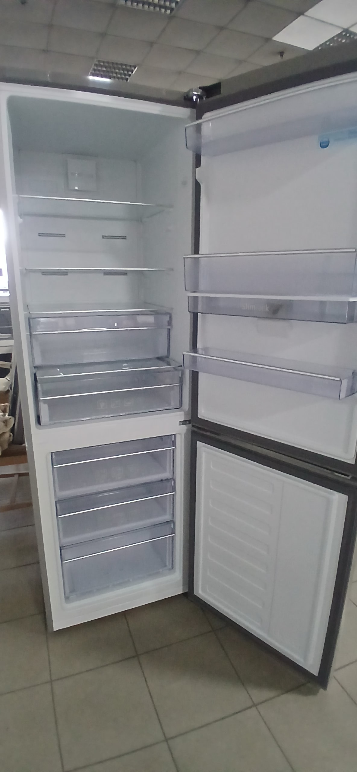 Холодильник beko K60365NE