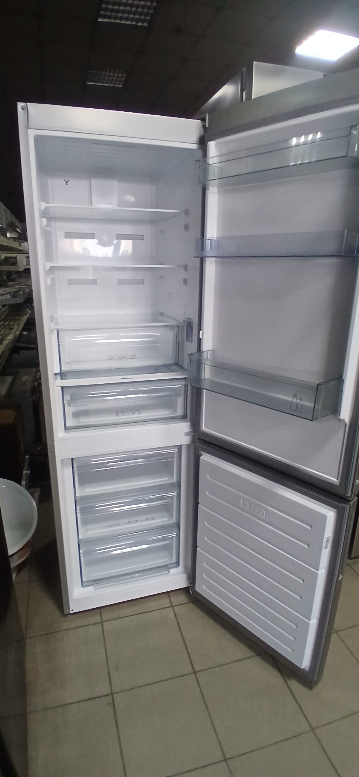 Холодилькин SAMSUNG RB46TS374SA/UA