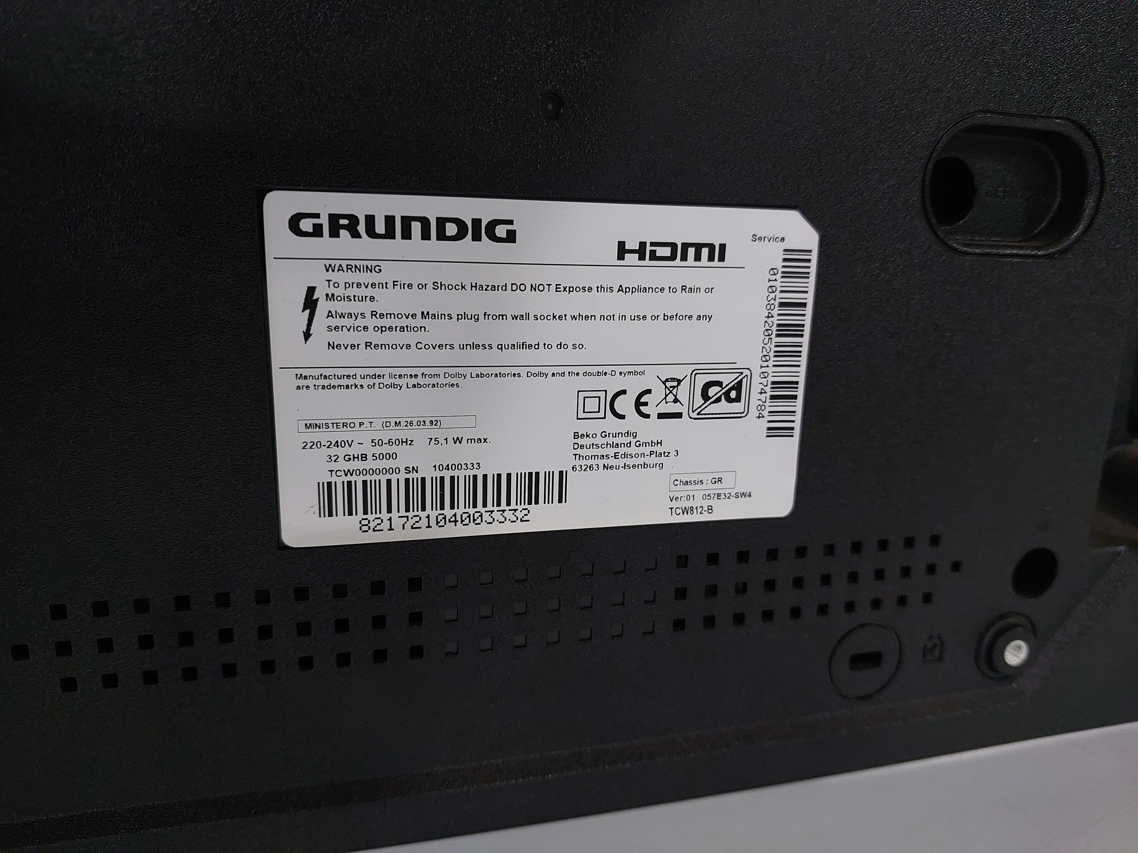 Телевізор Grundig 32GHB5000 — Grundig, б/у, Львів