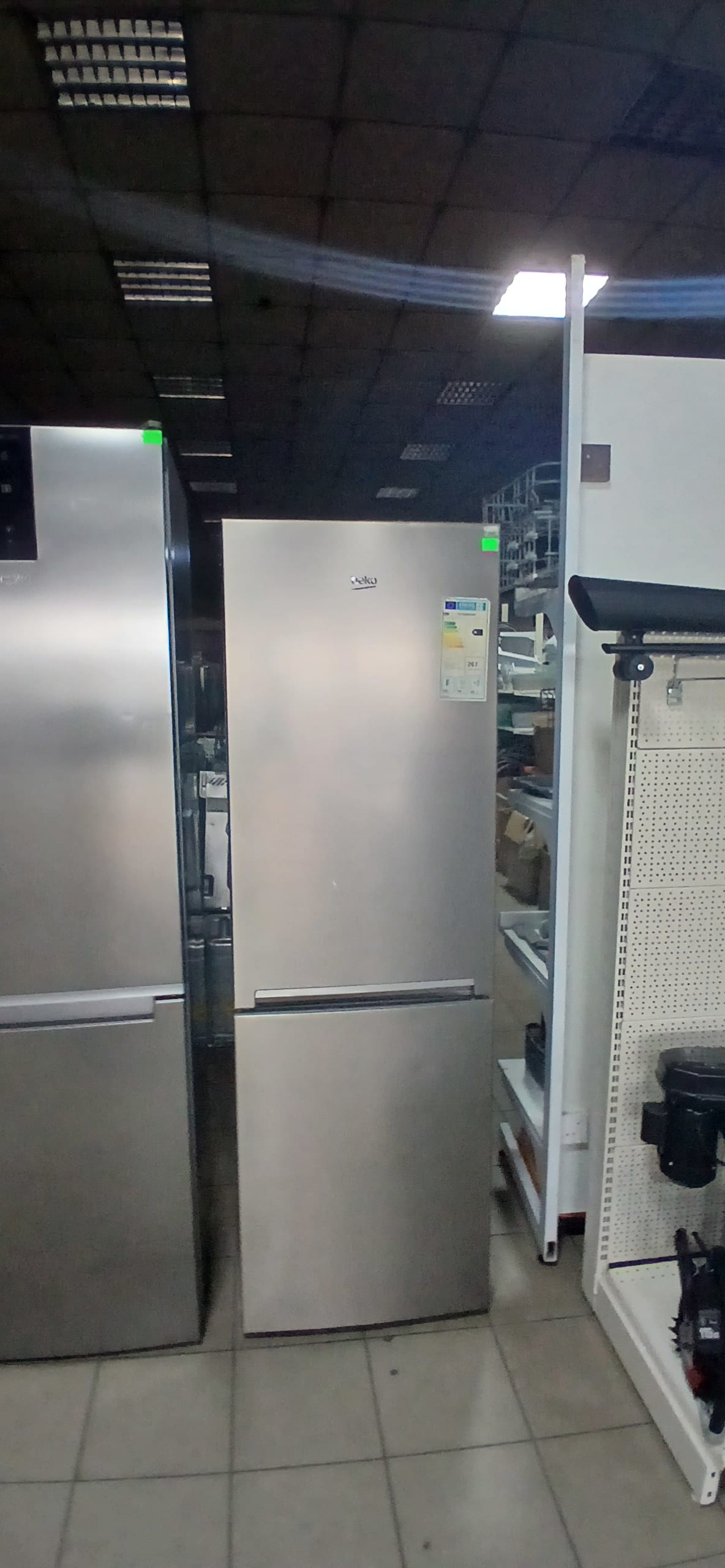 Холодильник Beko RCNA366K40XBN