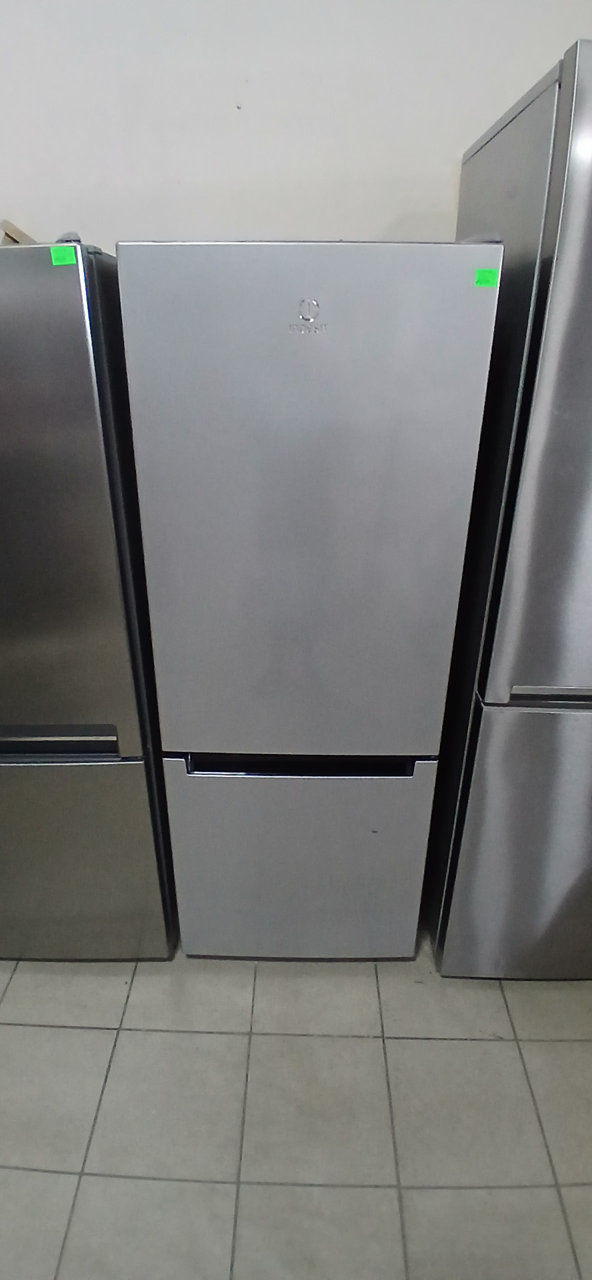 Холодильник INDESIT CB262W