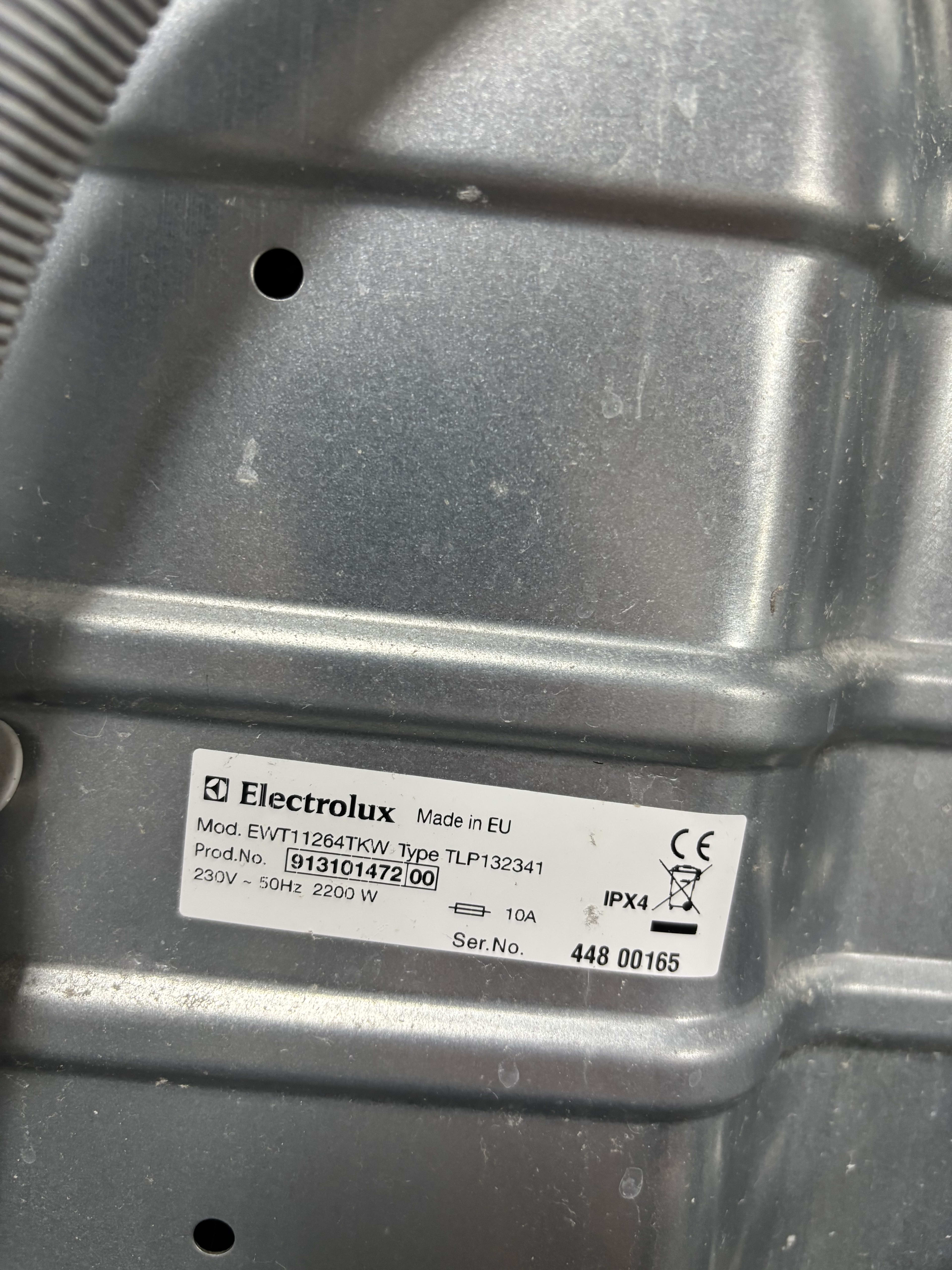 Пральна машина Electrolux EWT11264TKW