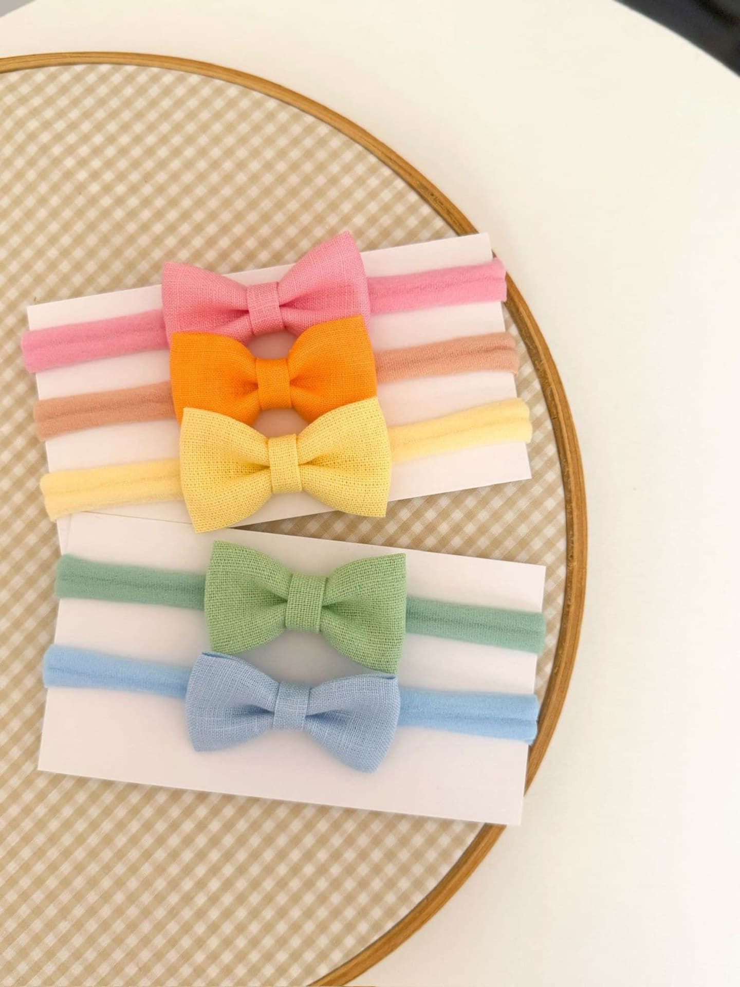 Tiara Sorvetinho de Crochê - Imagem 1