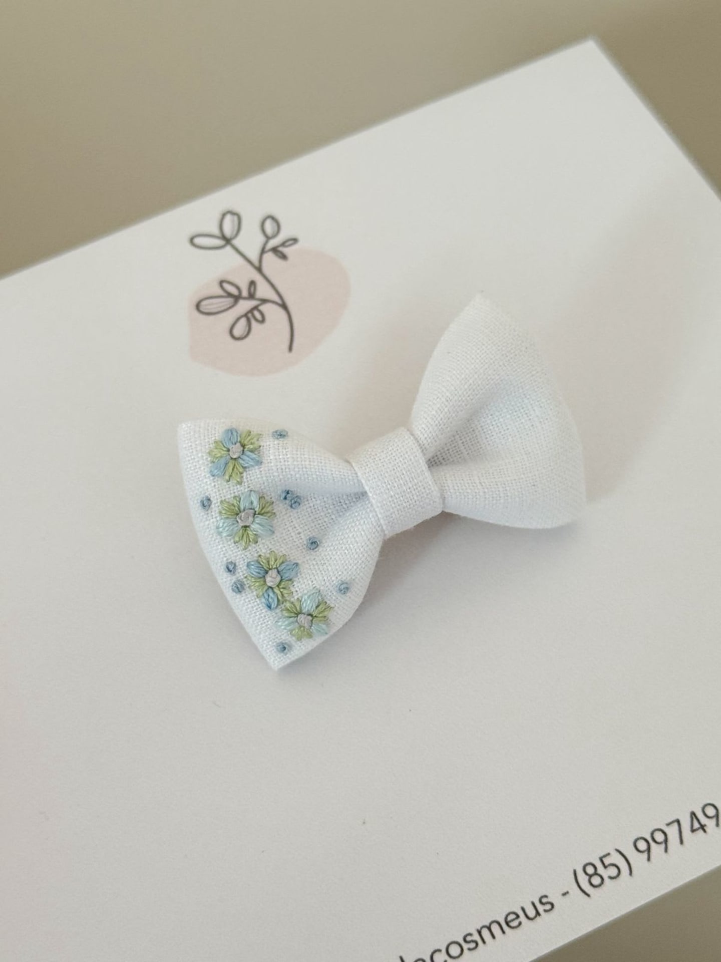 Laço Gabi bordado - Imagem 1