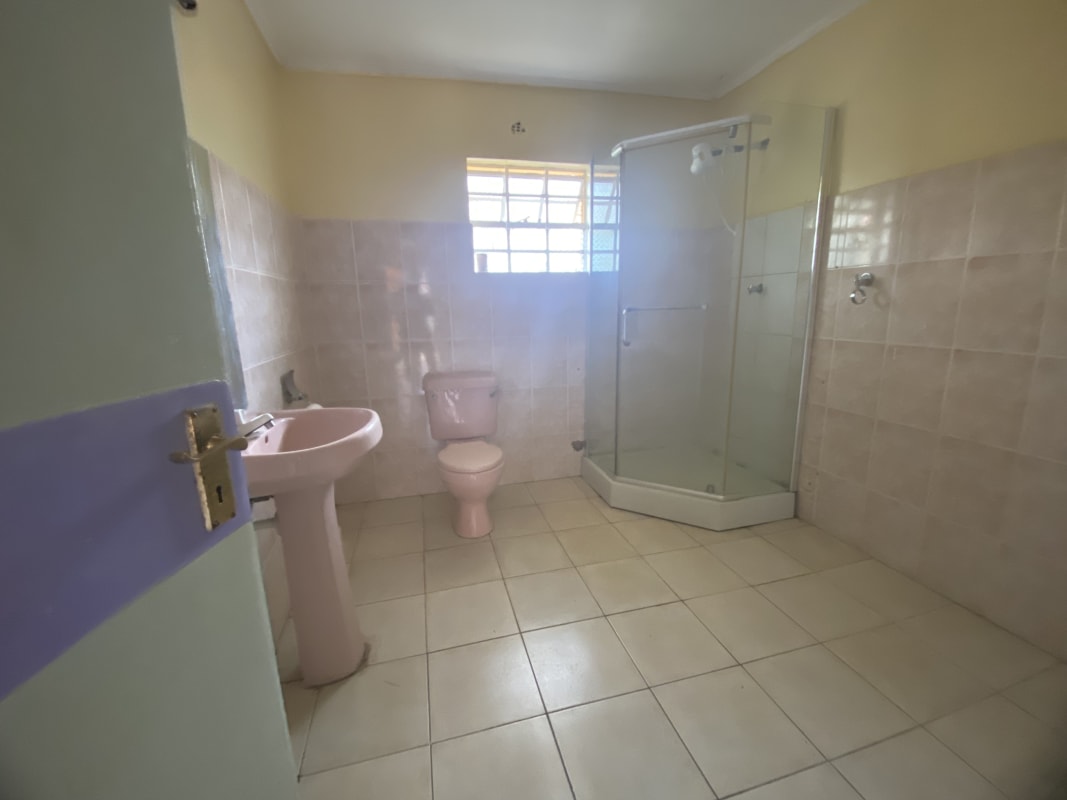 Kitchen of 3 Bedroom All-Ensuite Bungalow to Let in Kitengela