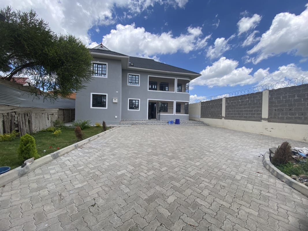 View 10 of 3 Bedroom House to Let in Kitengela