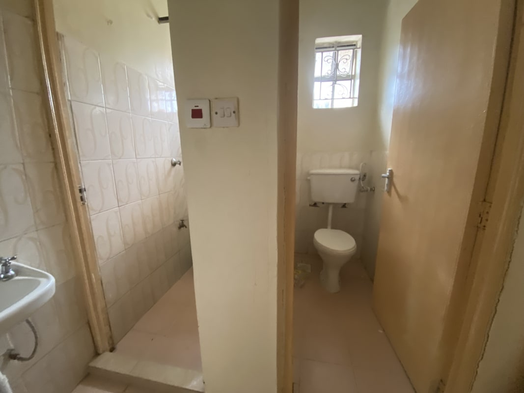 Kitchen of 3 Bedroom Bungalow to Let in Kitengela