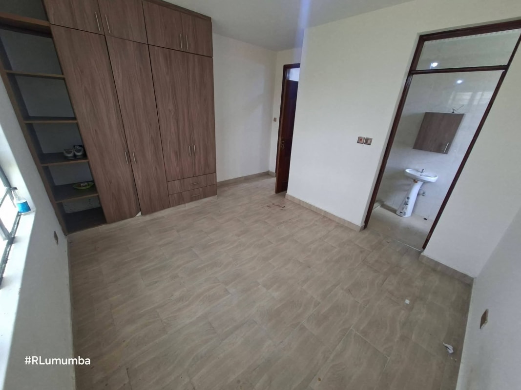 Additional view of 5 Bedroom Maisonette to Let in Syokimau