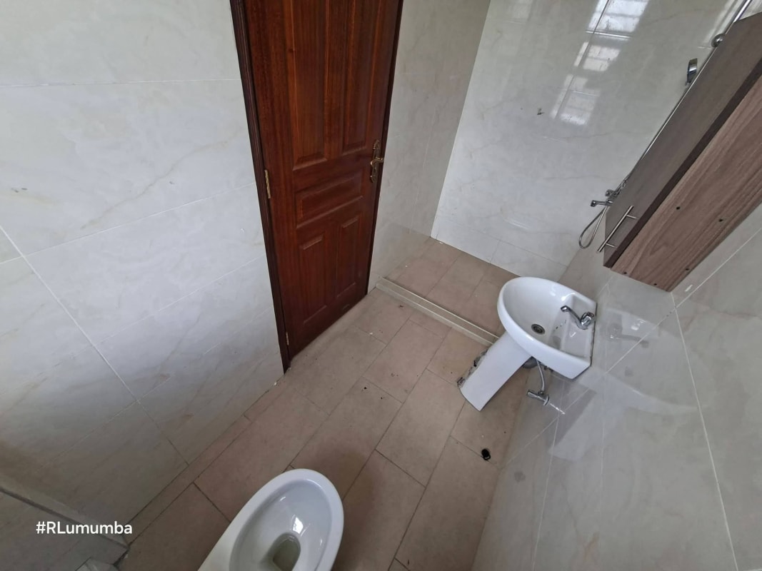 Compound view of 5 Bedroom Maisonette to Let in Syokimau