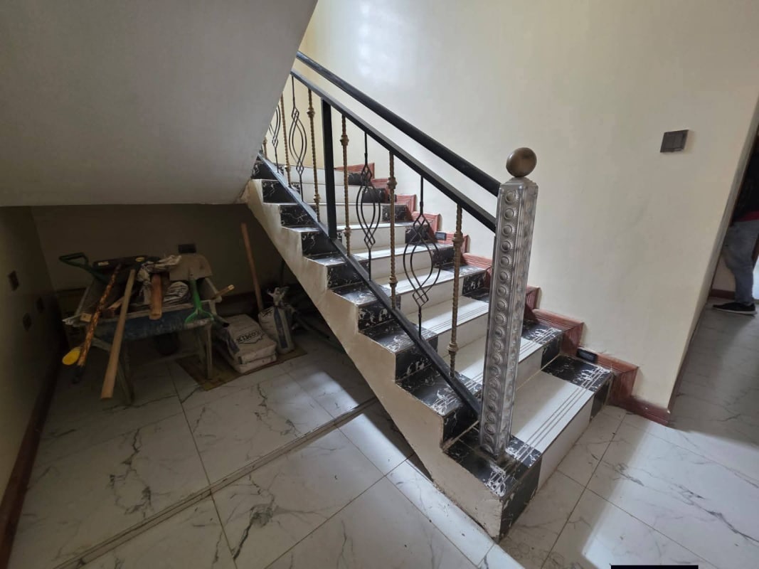Bathroom of 4 Bedroom Maisonette to Let in Kitengela