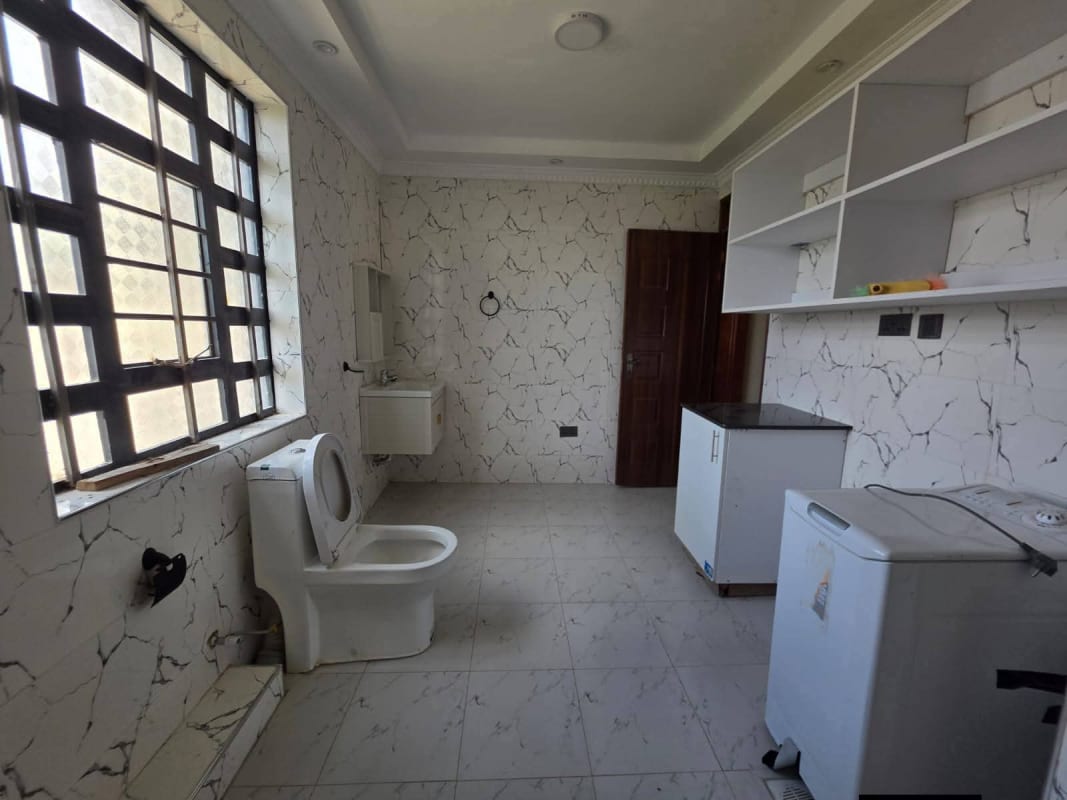 Dining area of 4 Bedroom Maisonette to Let in Kitengela
