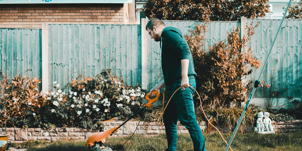 Use electric power tools