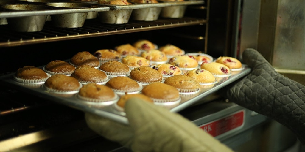 Use reusable muffin liners