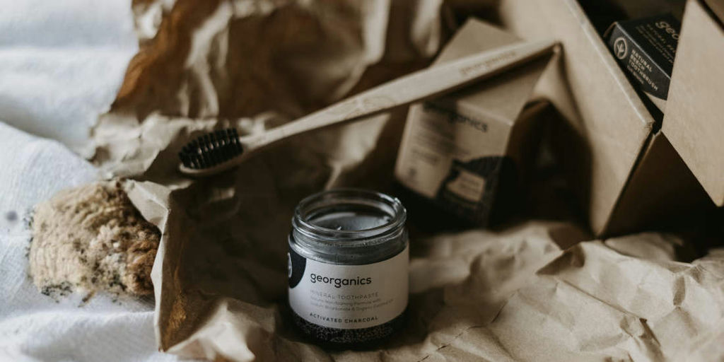 Use tubed toothpaste alternatives
