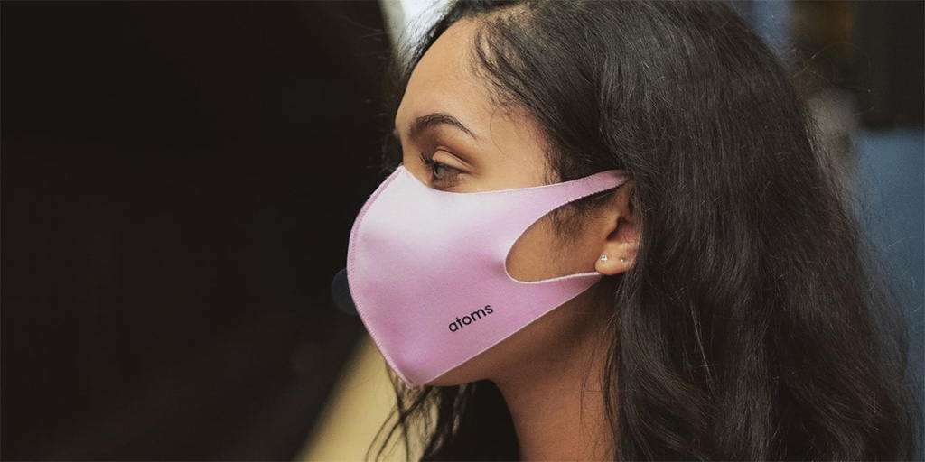 Wear reusable face masks