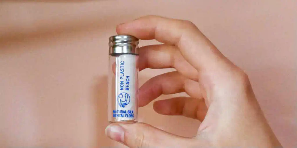 Use more sustainable dental floss