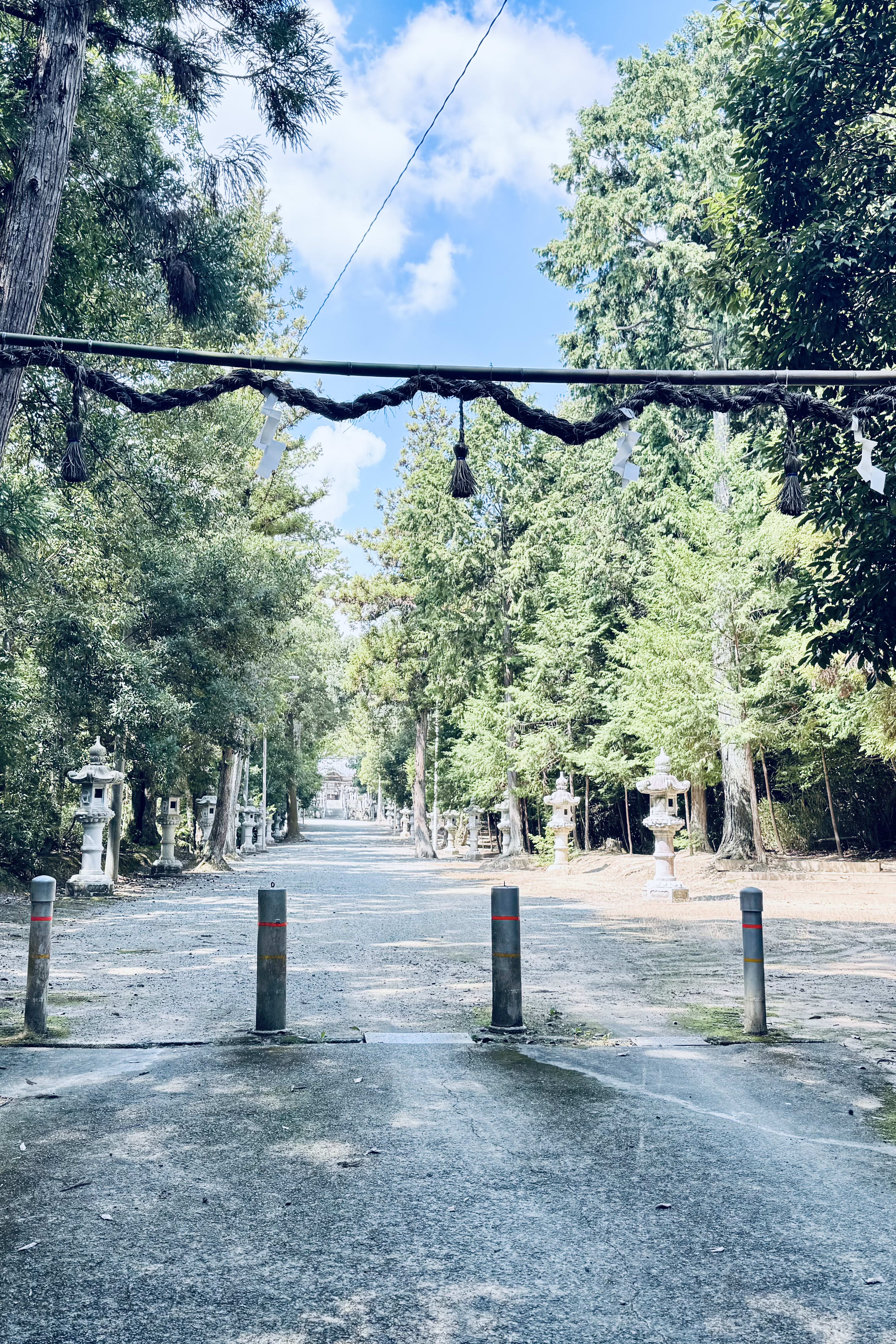 The entrance gate of a Shinto shrine