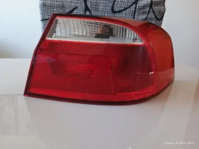 Lanterna Direita Traseira Volkswagen Voyage 2018 2019 2020 2021 2022