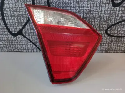 Lanterna Esquerda Traseira Tampa Volkswagen Voyage 2013 2014 2015 2016 2017 2018 2019 2020 2021