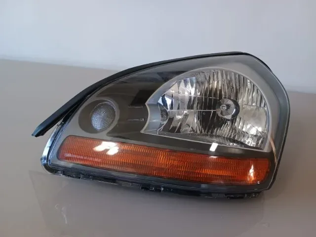Farol Esquerdo Hyundai Tucson 2009 2010 2011 2012 2013 2014 2015 2016
